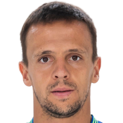 Nemanja Maksimović
